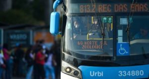 Leia mais sobre o artigo Ministro Barroso libera prefeitos e concessionárias para oferecerem transporte gratuito no 2º turno